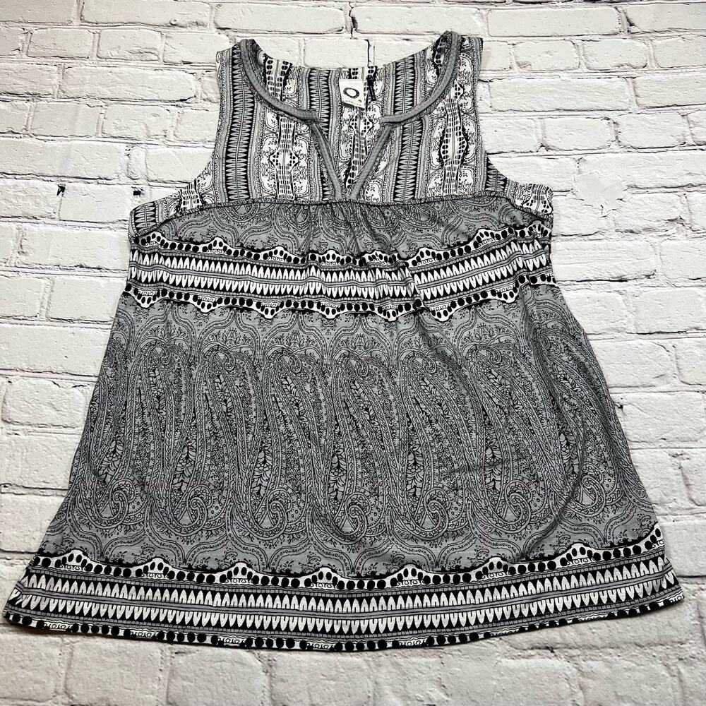 Akemi & Kim Grey Paisley Sleeveless V-neck Top from Anthropologie size M A524